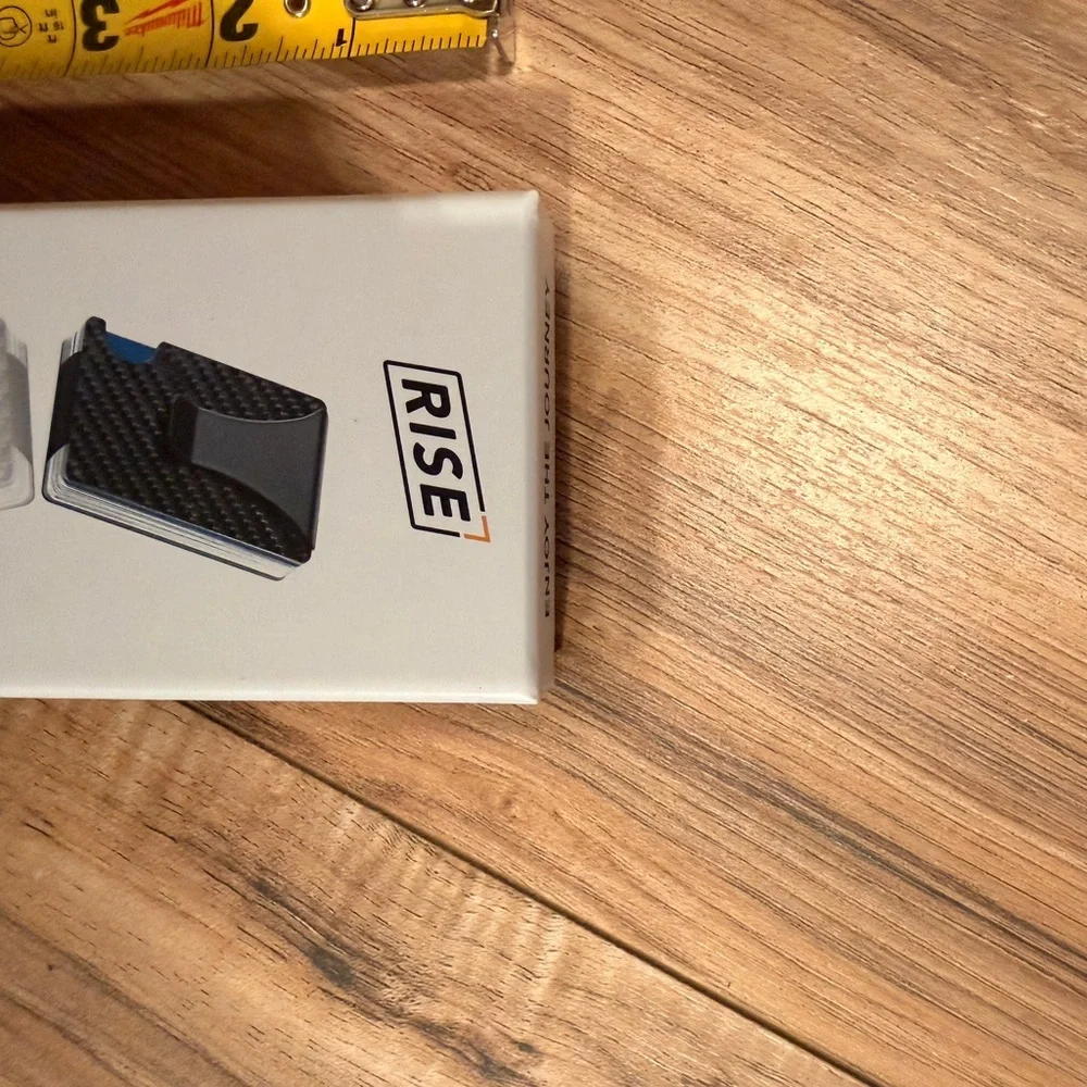 Rise Carbon Fiber Wallet